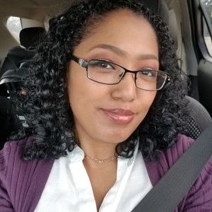 Meet your Posher, Connie